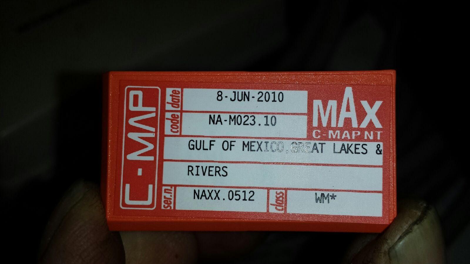 Standard Horizon CP180i Chartplotter with CMap card 500 Bloodydecks